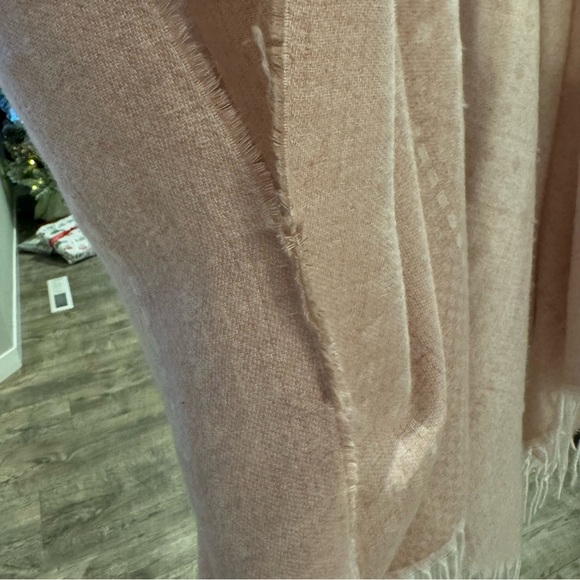 Gentle Fawn Medium/Large Blush & White Hermosa Cover Up/Kimono with Fringe Boho - Picture 7 of 10